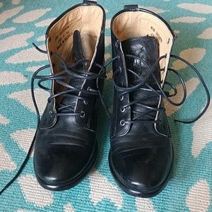 Frye Carson Black Bootie